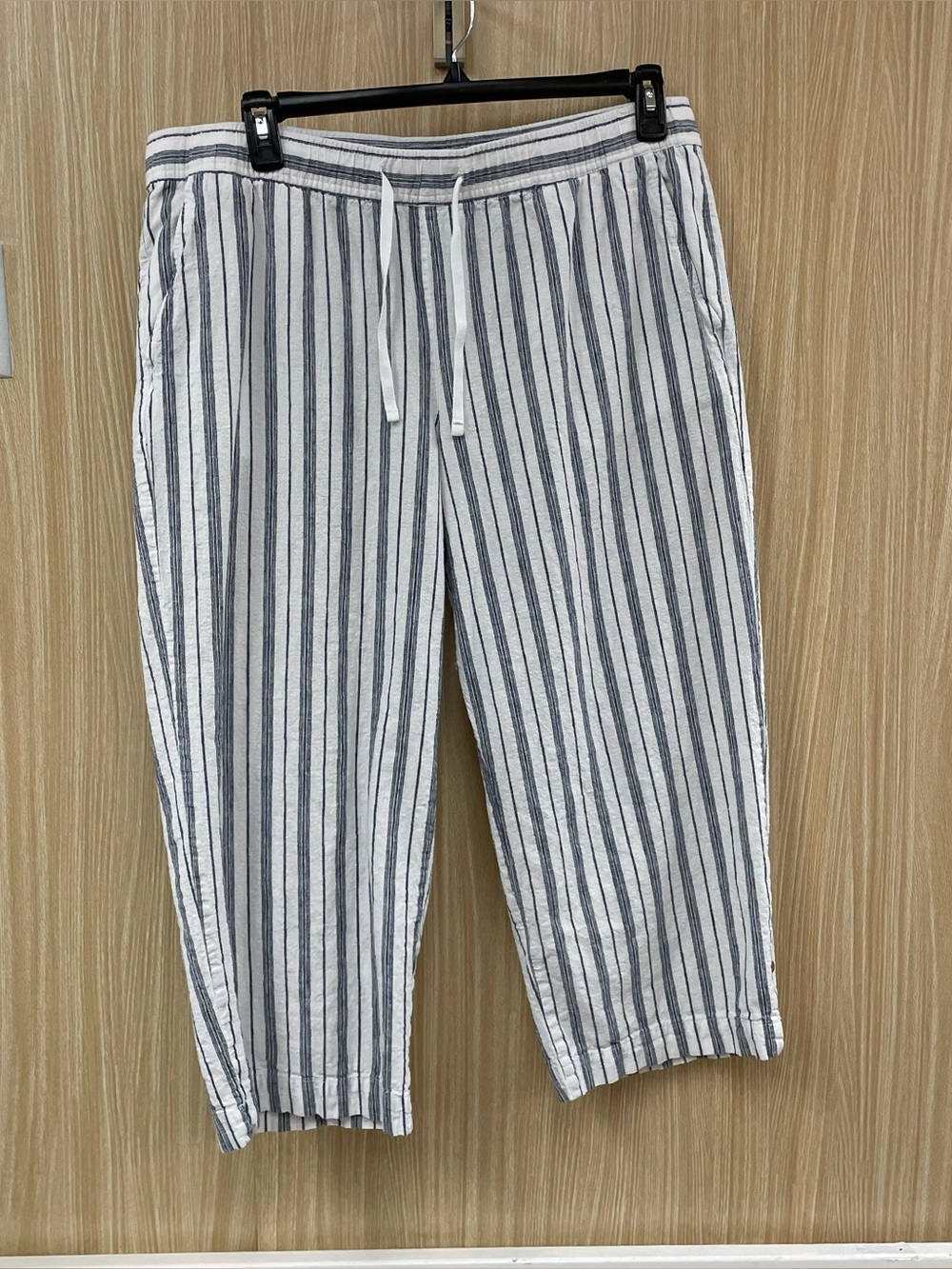 Eddie Bauer White Pinstripe Cotton/Linen Pants Size XL